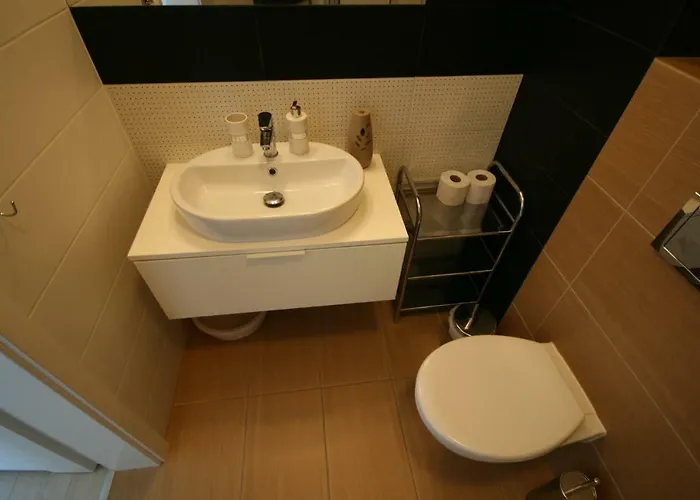 Grey & White Pogodne Апартаменты