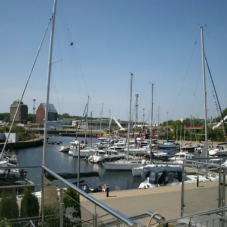 Grey & White Pogodne Apartment Kolobrzeg