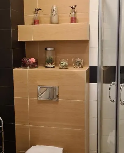 Grey & White Pogodne アパート *